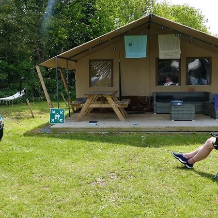 Safaritent Sarek, Wolvenspoor 10 Vledder Buitenkant foto